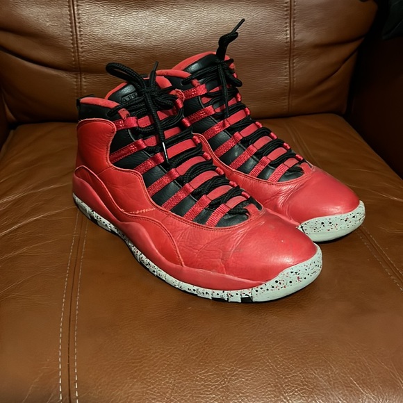 Jordan 10 bulls over broadway red black - Picture 2 of 4